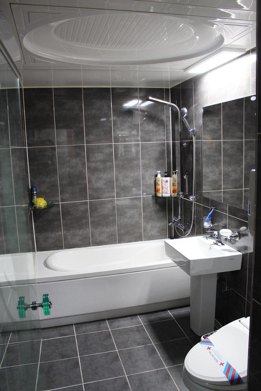 The Stay Hotel Incheon Extérieur photo